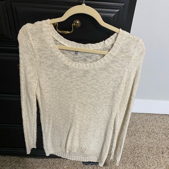 Cream sweater - Picture 1 of 2